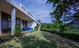 Luxury villa bang