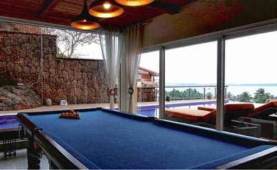 billiards at villa domus