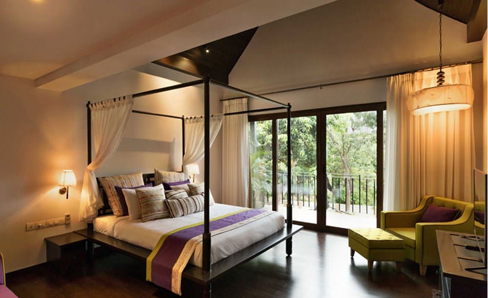 Spacious Bedroom at villa Flavia