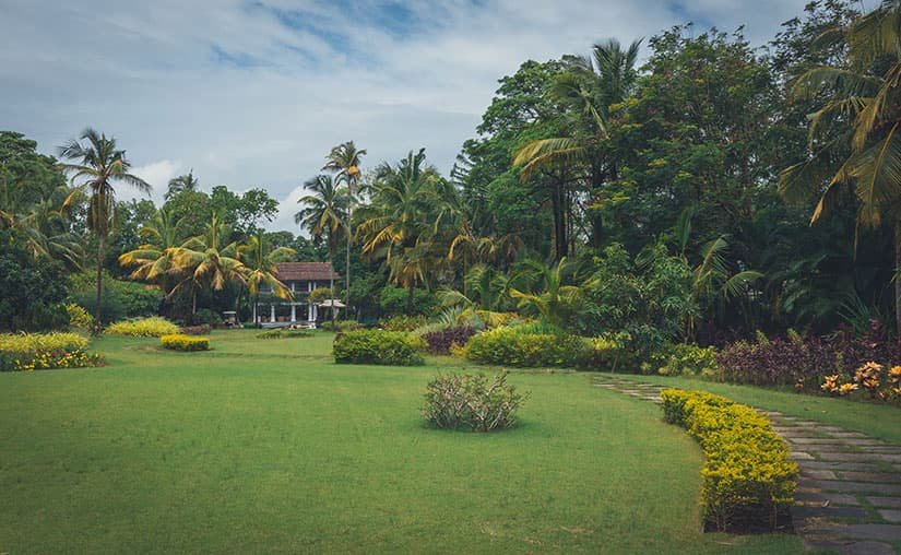 villa by the sea