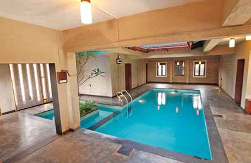 Huge Pool At villa Caramba