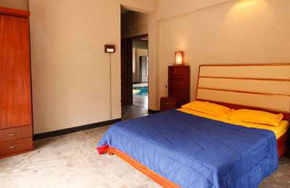King Sized Beds At Villa Caramba