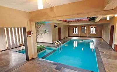 Huge Pool At villa Caramba