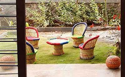Sit-Out at Villa Caramba
