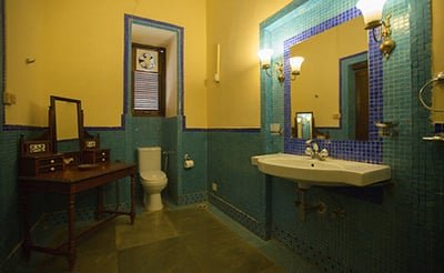 bathroom at casa Britona 