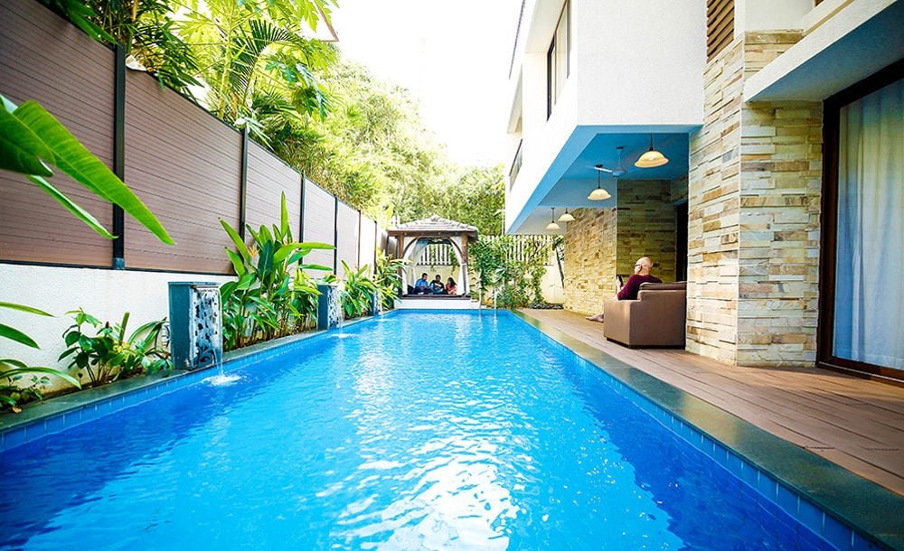 Huge Pool At villa Frangipanni
