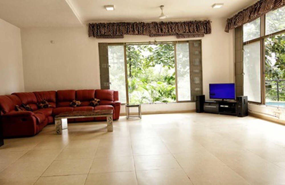 Bar Counter at villa Magnum